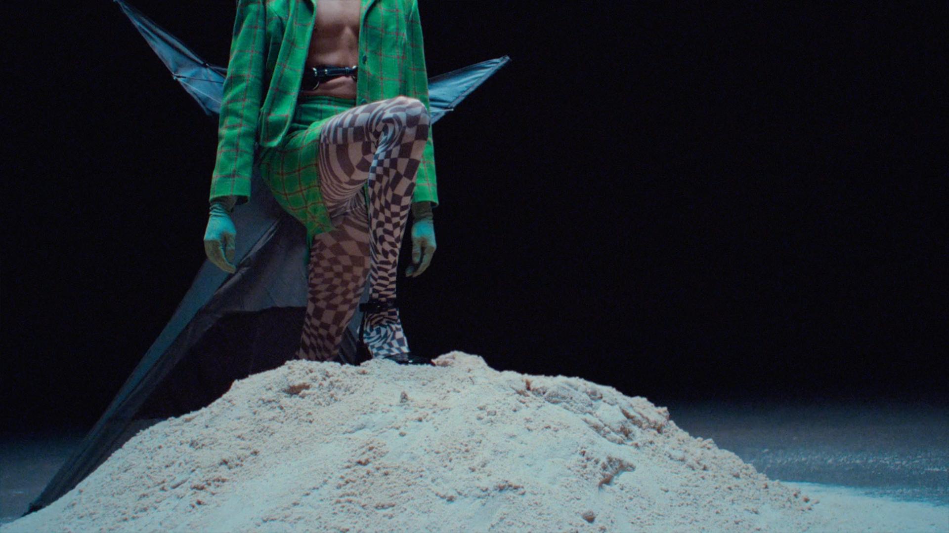 IS-controlled-freedom-10