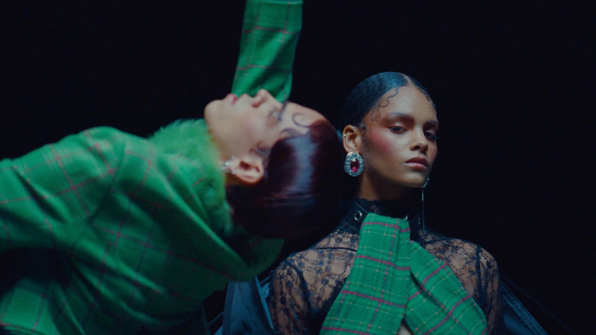 IS-controlled-freedom-9